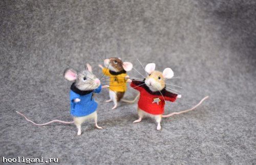 <br />
				Художница по текстилю превратила войлочных мышек в известных персонажей и героев поп-культуры (12 фото)<br />
							